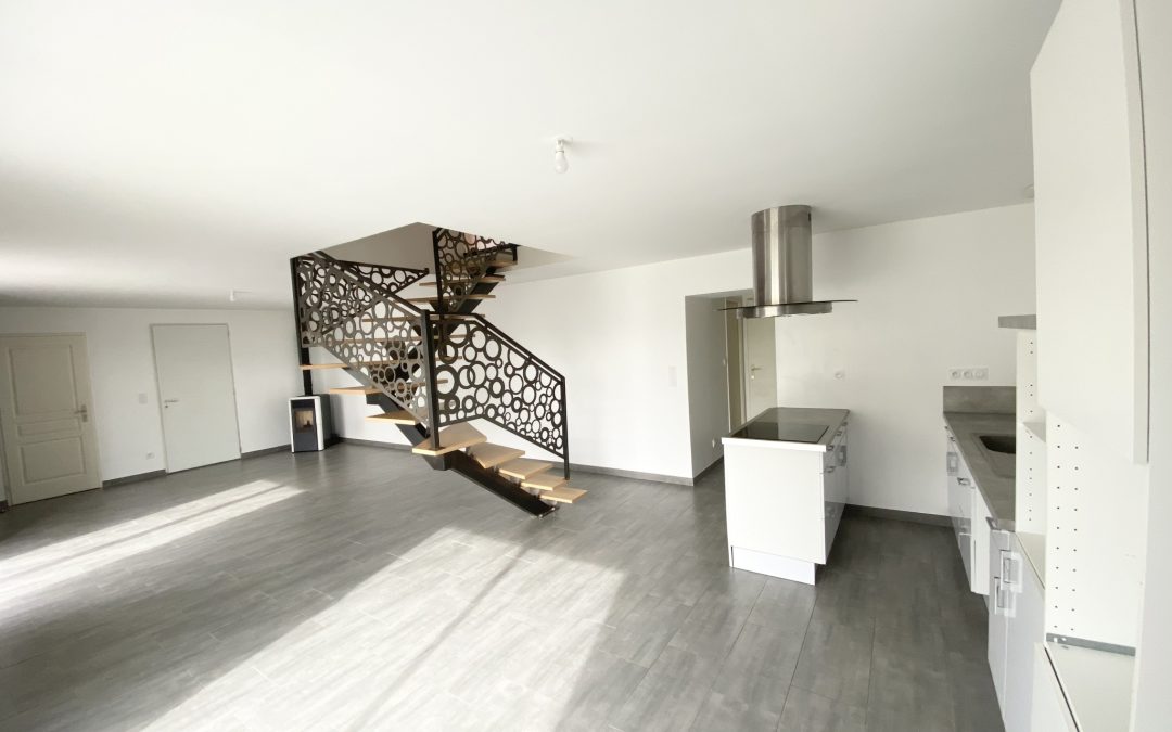 maison/villa –  4 pièces –   105.39m² – Oytier-Saint-Oblas
