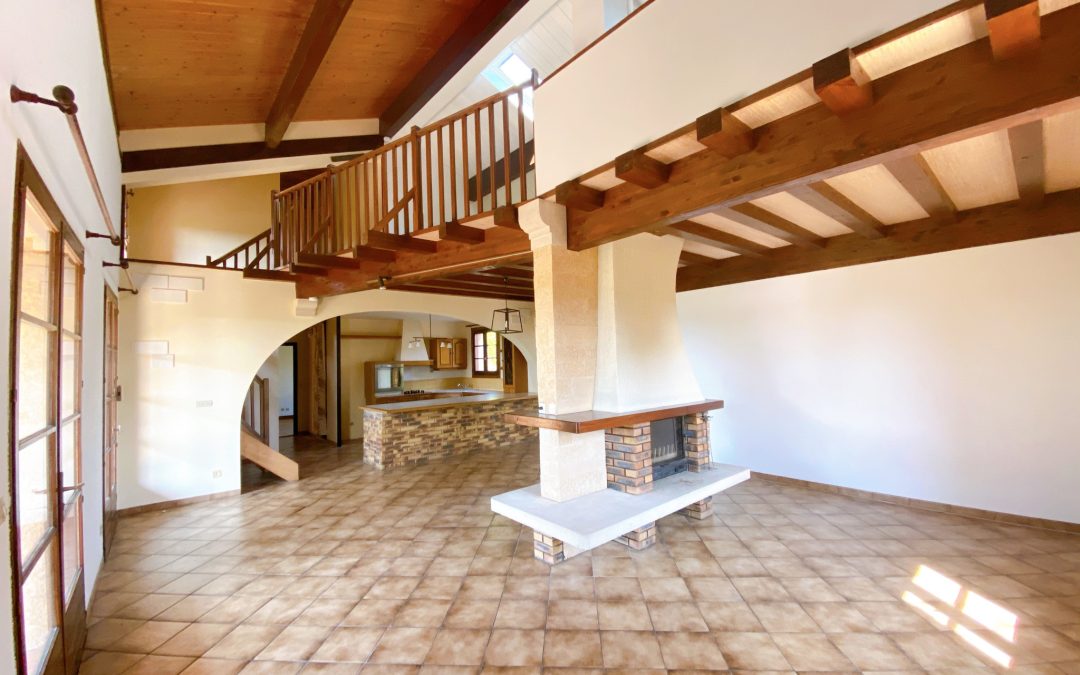 Vendu –  maison/villa –  7 pièces –   175m² – Jassans-Riottier