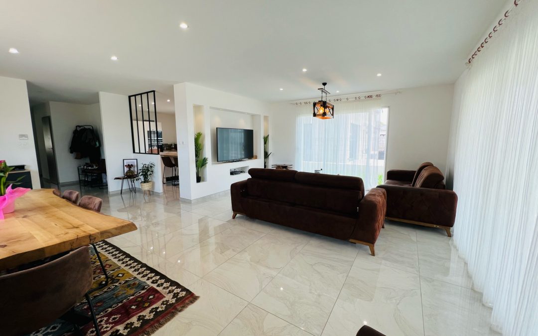 maison/villa –  5 pièces –   140.4m² – Bourg-en-Bresse